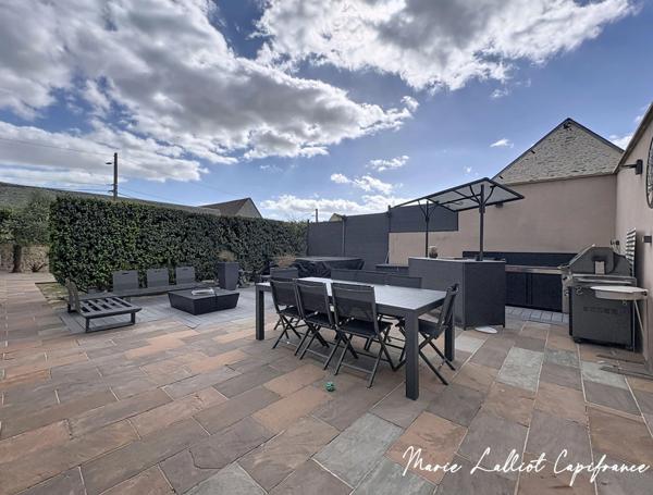 Maison à vendre 7 pièces Chartres,(28), 250m² hab, Grand Séjour de 60m², 5 chambres, 3 salles d'eau, 3 Garages