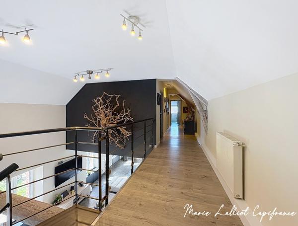 Maison à vendre 7 pièces Chartres,(28), 250m² hab, Grand Séjour de 60m², 5 chambres, 3 salles d'eau, 3 Garages