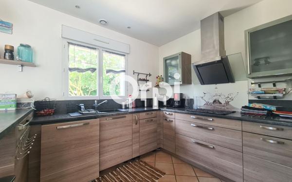 Maison à vendre    8 pièces •  Saint-Sulpice-de-Royan