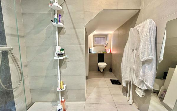 Appartement à vendre    2 pièces • 46,23 m2 Rillieux-la-Pape