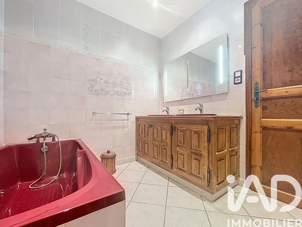 Maison à vendre 6 pièces 167 m² Bas-en-Basset