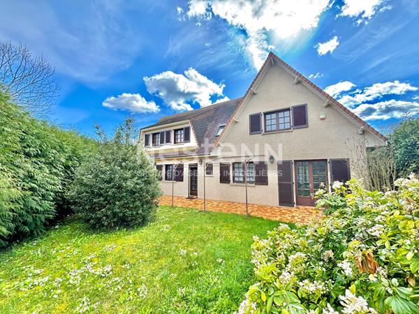 Nestenn Igny - Maison familiale 9 pièces, 7 chambres, calme et lumineuse, proche plateau de Saclay et 15 minutes de la Gare d'Igny (ligne V)
