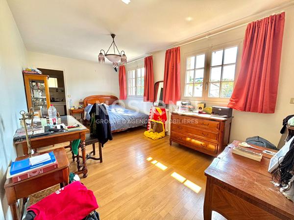 Nestenn Igny - Maison familiale 9 pièces, 7 chambres, calme et lumineuse, proche plateau de Saclay et 15 minutes de la Gare d'Igny (ligne V)