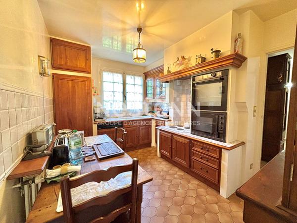 Nestenn Igny - Maison familiale 9 pièces, 7 chambres, calme et lumineuse, proche plateau de Saclay et 15 minutes de la Gare d'Igny (ligne V)