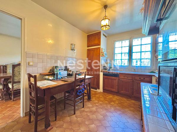 Nestenn Igny - Maison familiale 9 pièces, 7 chambres, calme et lumineuse, proche plateau de Saclay et 15 minutes de la Gare d'Igny (ligne V)