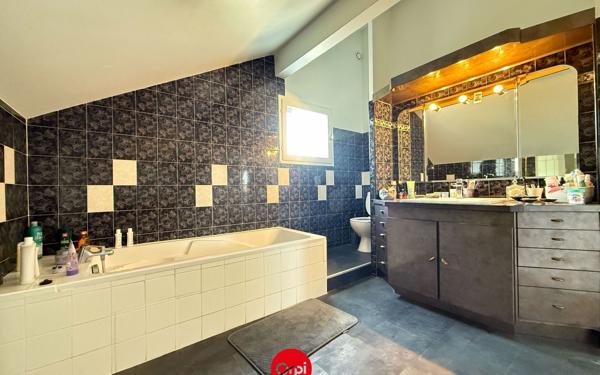 Maison à vendre    4 pièces •  Le Grand-Lemps