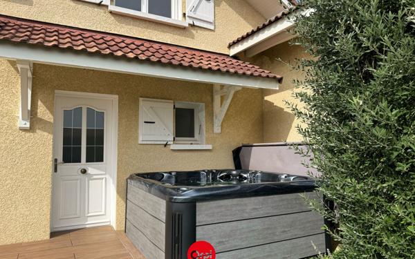 Maison à vendre    4 pièces •  Le Grand-Lemps