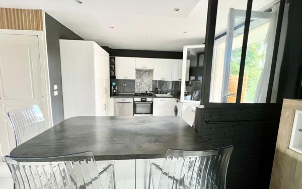 Appartement à vendre    4 pièces • 85,29 m2 Villeurbanne