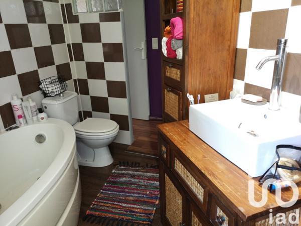 Maison de village 3 pièces de 86 m² à Brignoles (83170)