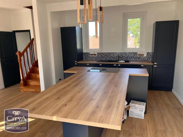 Appartement à louer 4 pièces 98.91m² Péronne (80200)