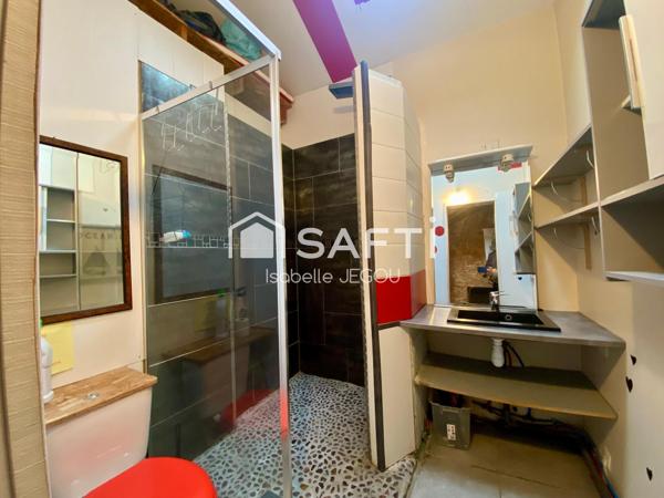 LOCAL COMMERCIAL à La Teste de Buch proche du centre ville avec logement et un appartement supplémentaire