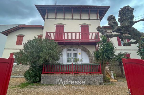 Appartement Hendaye 5 pièce(s) 117 m2