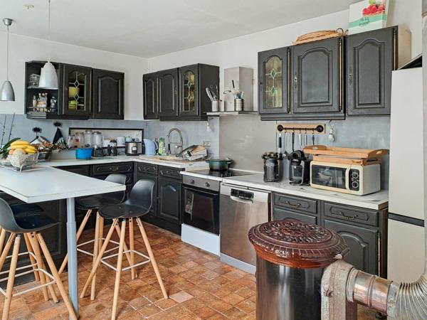 Maison à vendre    7 pièces • 170 m2 Forges-les-Eaux