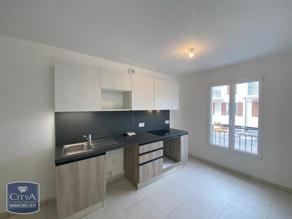 Appartement à louer 3 pièces 64.36m² Cogolin (83310)
