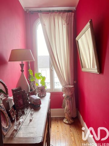 Maison à vendre 9 pièces 304 m² Beauvais