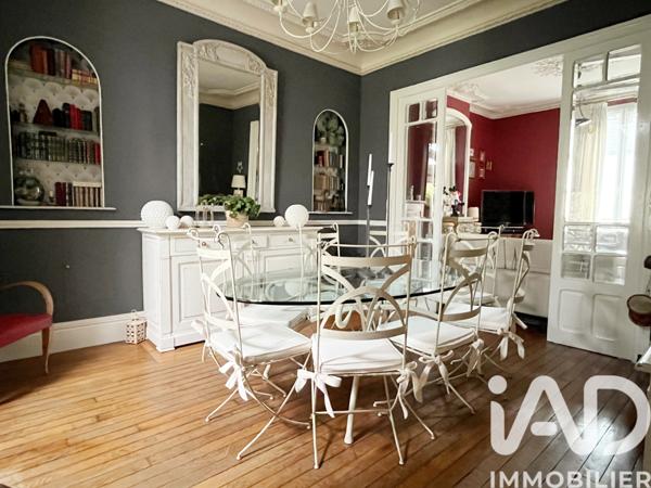 Maison à vendre 9 pièces 304 m² Beauvais