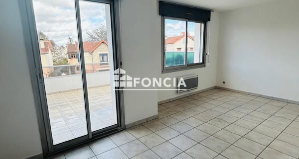 Location Studio 27.4 m² - Quincy-sous-sénart 91480