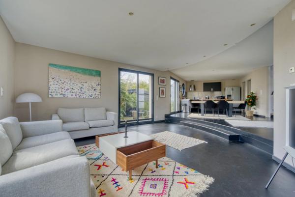 Maison à vendre de 4 pièces de 111 m² à FOURAS (17)