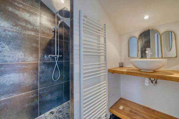 Maison à vendre de 4 pièces de 111 m² à FOURAS (17)