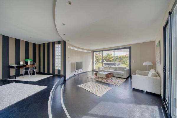 Maison à vendre de 4 pièces de 111 m² à FOURAS (17)