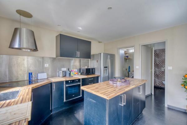 Maison à vendre de 4 pièces de 111 m² à FOURAS (17)