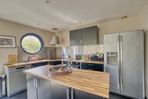 Maison à vendre de 4 pièces de 111 m² à FOURAS (17)