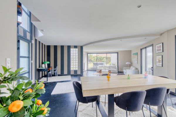 Maison à vendre de 4 pièces de 111 m² à FOURAS (17)