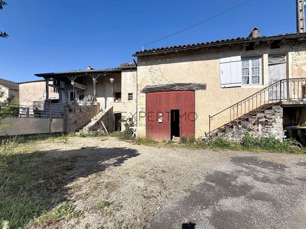Ozenay (71700) Ensemble en pierre avec dépendances et terrain constructible – Fort potentiel, projet de vie ou investissement