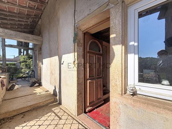 Ozenay (71700) Ensemble en pierre avec dépendances et terrain constructible – Fort potentiel, projet de vie ou investissement