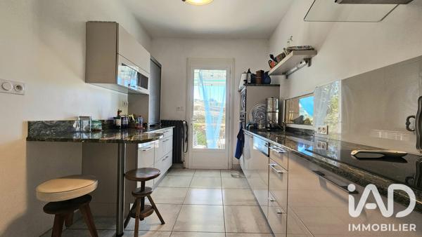 Maison à vendre 6 pièces 248 m² Saint-Étienne-de-Maurs