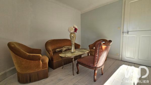 Maison à vendre 6 pièces 248 m² Saint-Étienne-de-Maurs