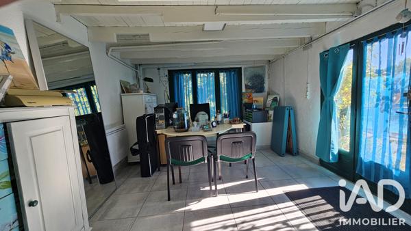 Maison à vendre 6 pièces 248 m² Saint-Étienne-de-Maurs