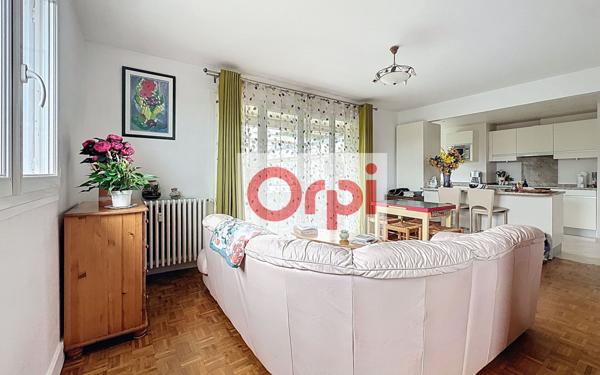 Appartement à vendre    2 pièces • 43 m2 Orsay