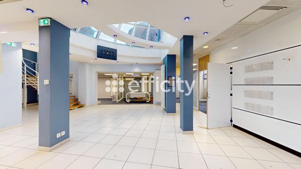 Immeuble 14 pièces - 420 m²