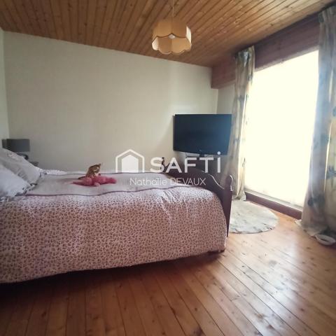 Secteur BRANTOME EN PERIGORD - Bel ensemble immobilier en pierre avec grange