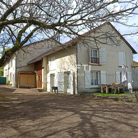 Secteur BRANTOME EN PERIGORD - Bel ensemble immobilier en pierre avec grange