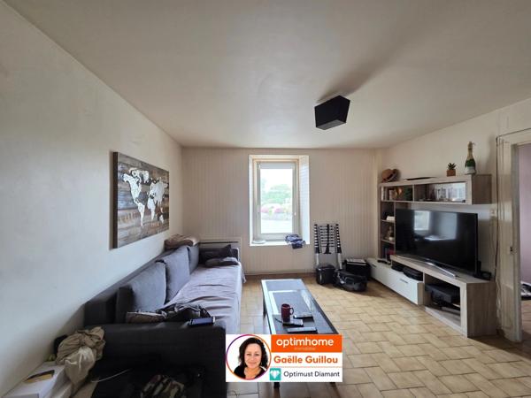 CLEDER  : ensemble immobilier maison + local commercial + Hangar