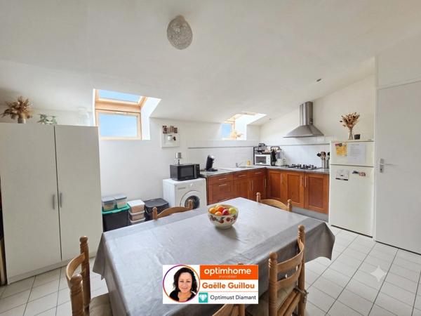CLEDER  : ensemble immobilier maison + local commercial + Hangar