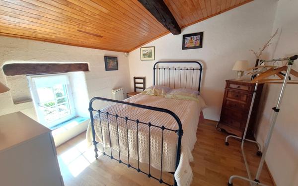 Maison à vendre    6 pièces •  Médis