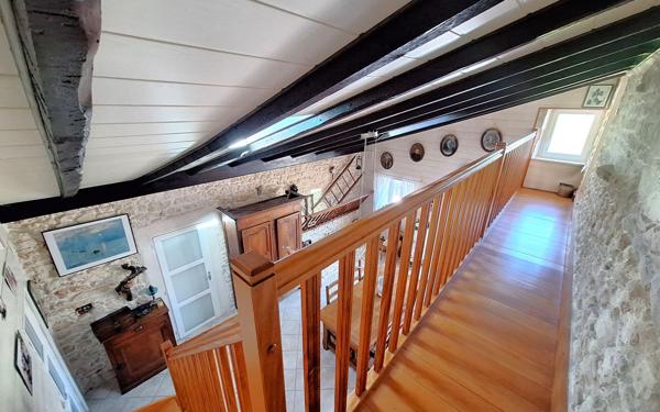 Maison à vendre    6 pièces •  Médis