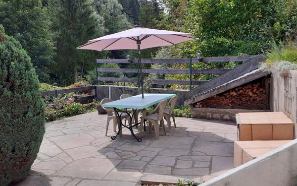 Maison à vendre    5 pièces • 100 m2 Saint-Pierre-de-Chartreuse