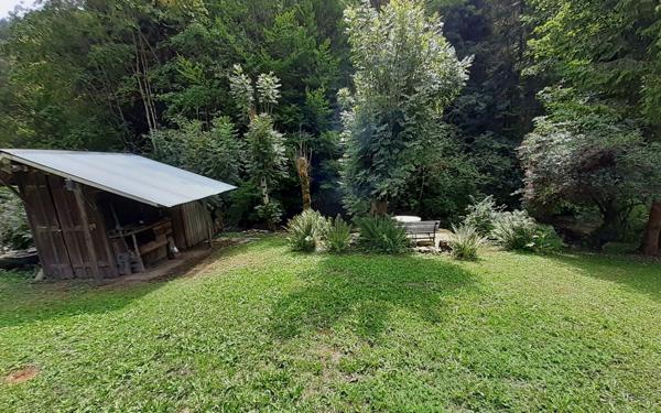 Maison à vendre    5 pièces • 100 m2 Saint-Pierre-de-Chartreuse