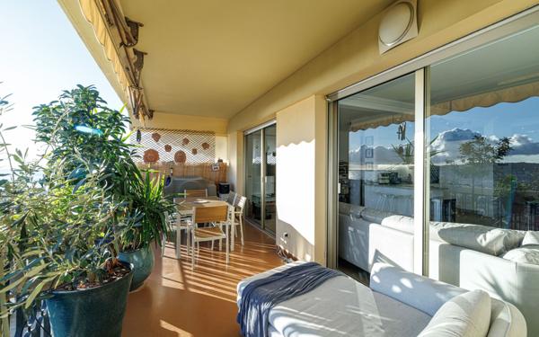 Appartement à vendre    3 pièces • 94,66 m2 Nice