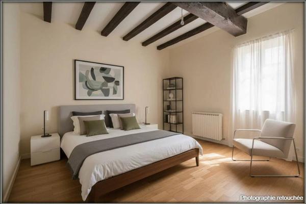 Maison de charme avec piscine à Saint-Nexans, France