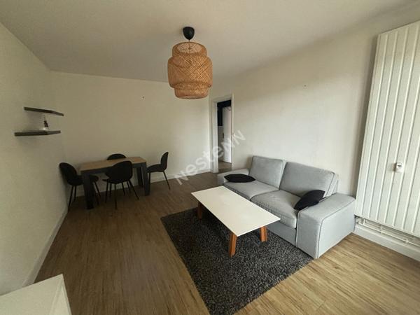 T2 Meublé - ROBIEN AVEC GARAGE
