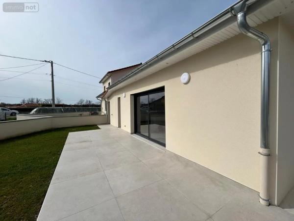 Location - Maison Attignat 01340 4 pièces 105 m 2 394 m 2