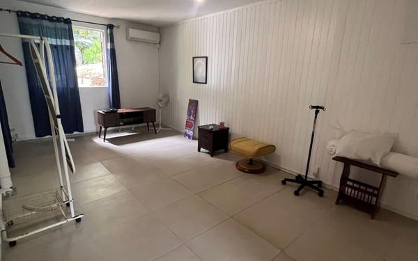 Maison à vendre    5 pièces • 113 m2 Petit-Bourg