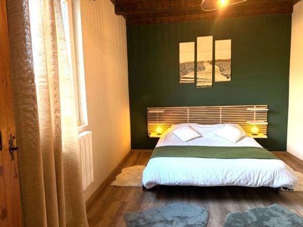 Maison 9 pièce(s) 5 chambre(s) 245 m²