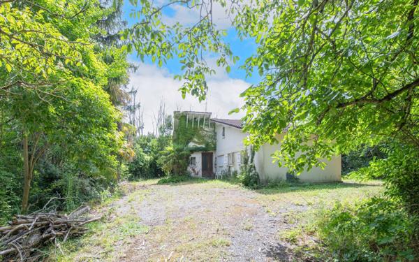 Maison à vendre    4 pièces • 110 m2 Castanet-Tolosan