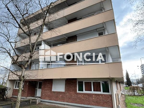 Location Appartement 3 pièces 65 m² - 60 AVENUE DU 8 MAI 1945 Villiers Le Bel 95400